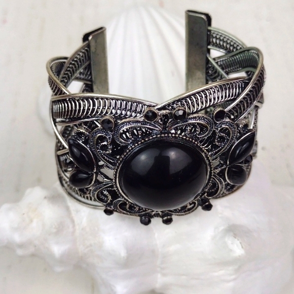 ♥️BundleOnly❤️ Black Faux Stone Braided Silver Tone Edgy Ornate Cuff Bracelet - Picture 8 of 10